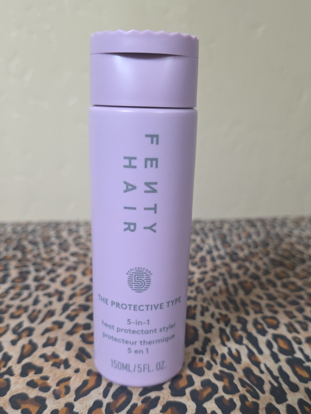 Fenty Hair- The Protective Type 5-in-1 Heat Protectant Styler